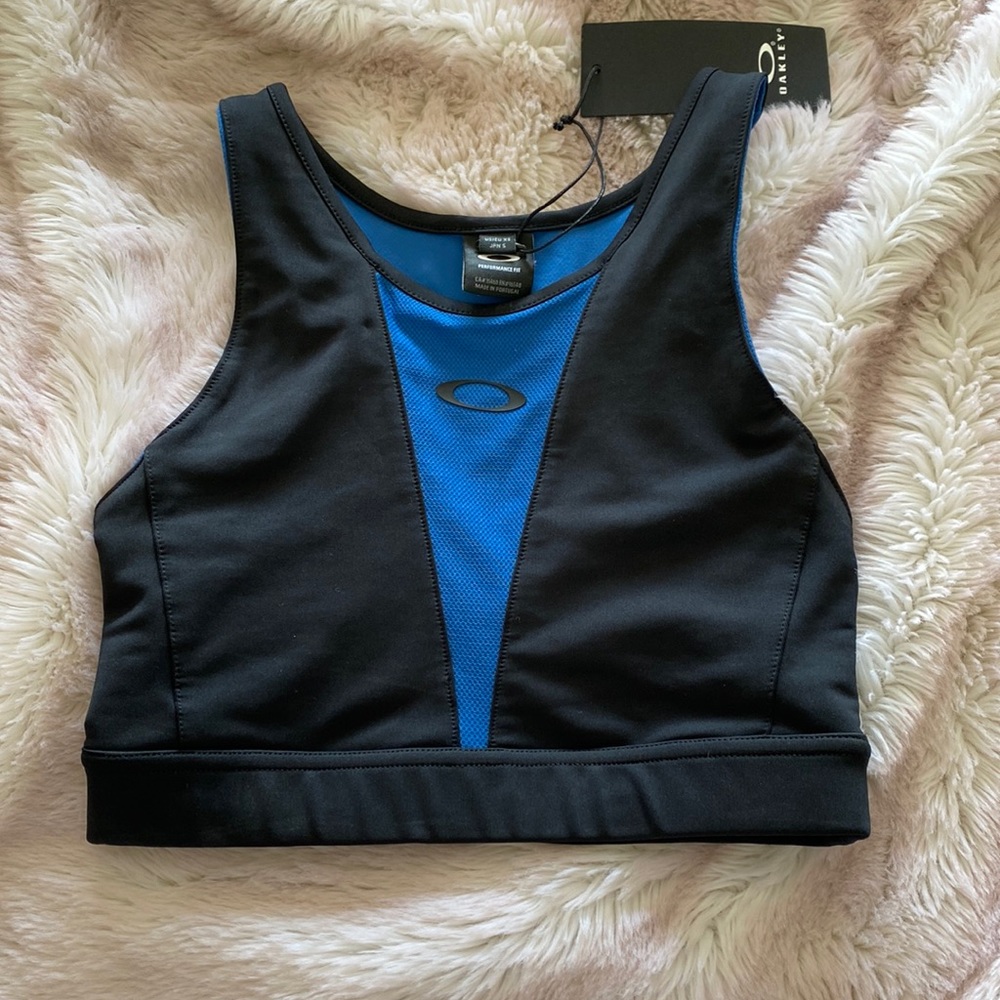 Oakley Blackout Contrast Sports Bra